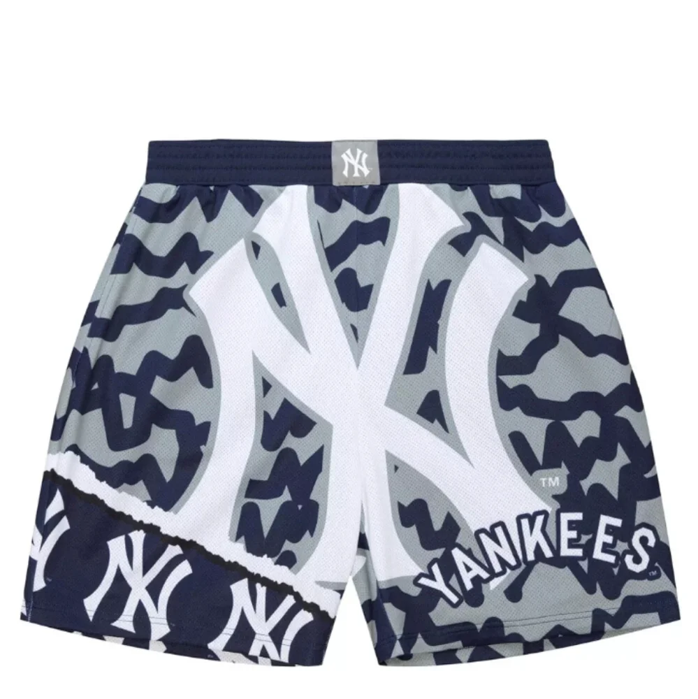 Mitchell & Ness New York Yankees Jumbotron 2.0 Sublimated Shorts Men's NWT - Picture 1 of 8